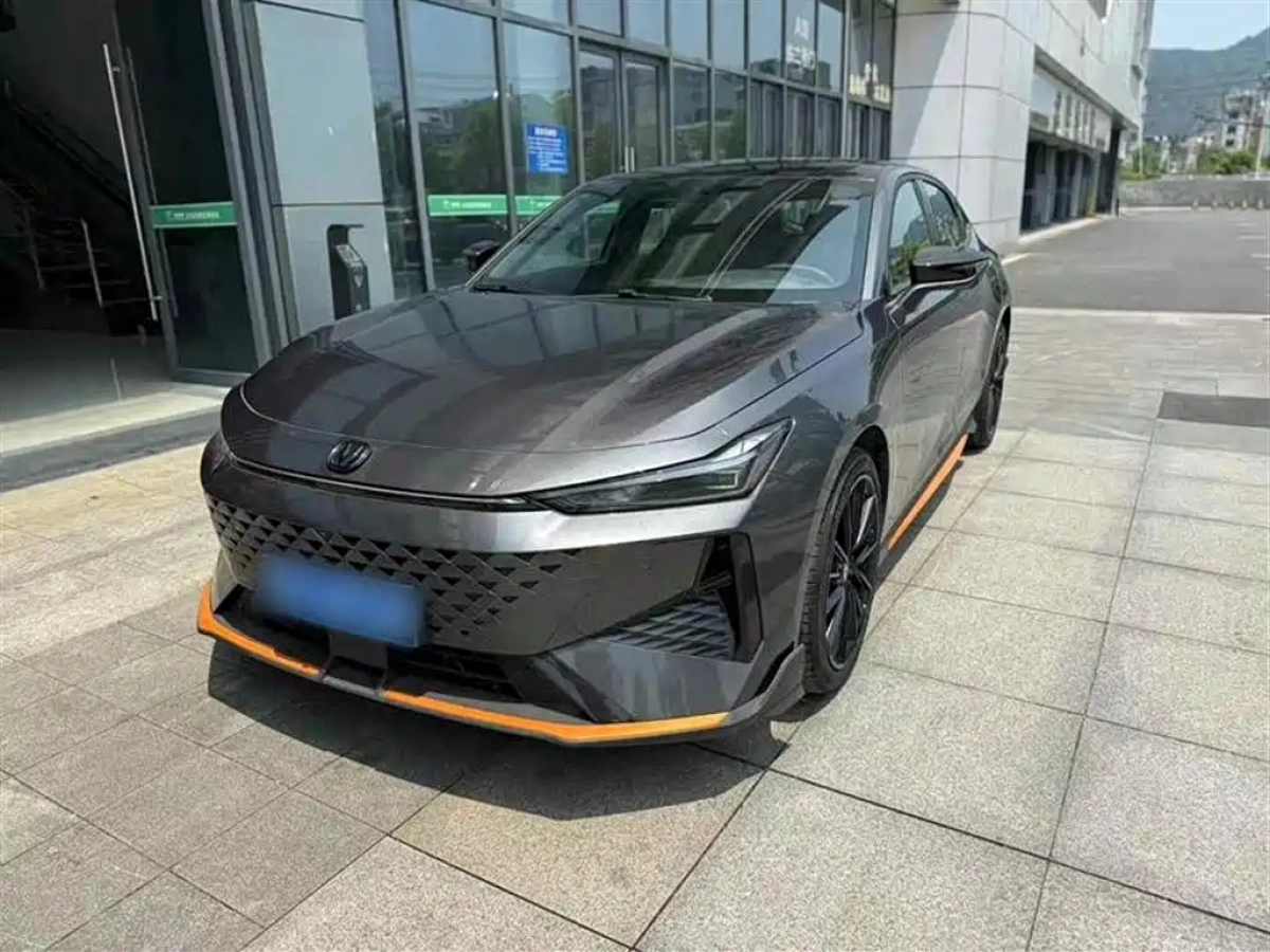 CHANGAN UNI-V  2024