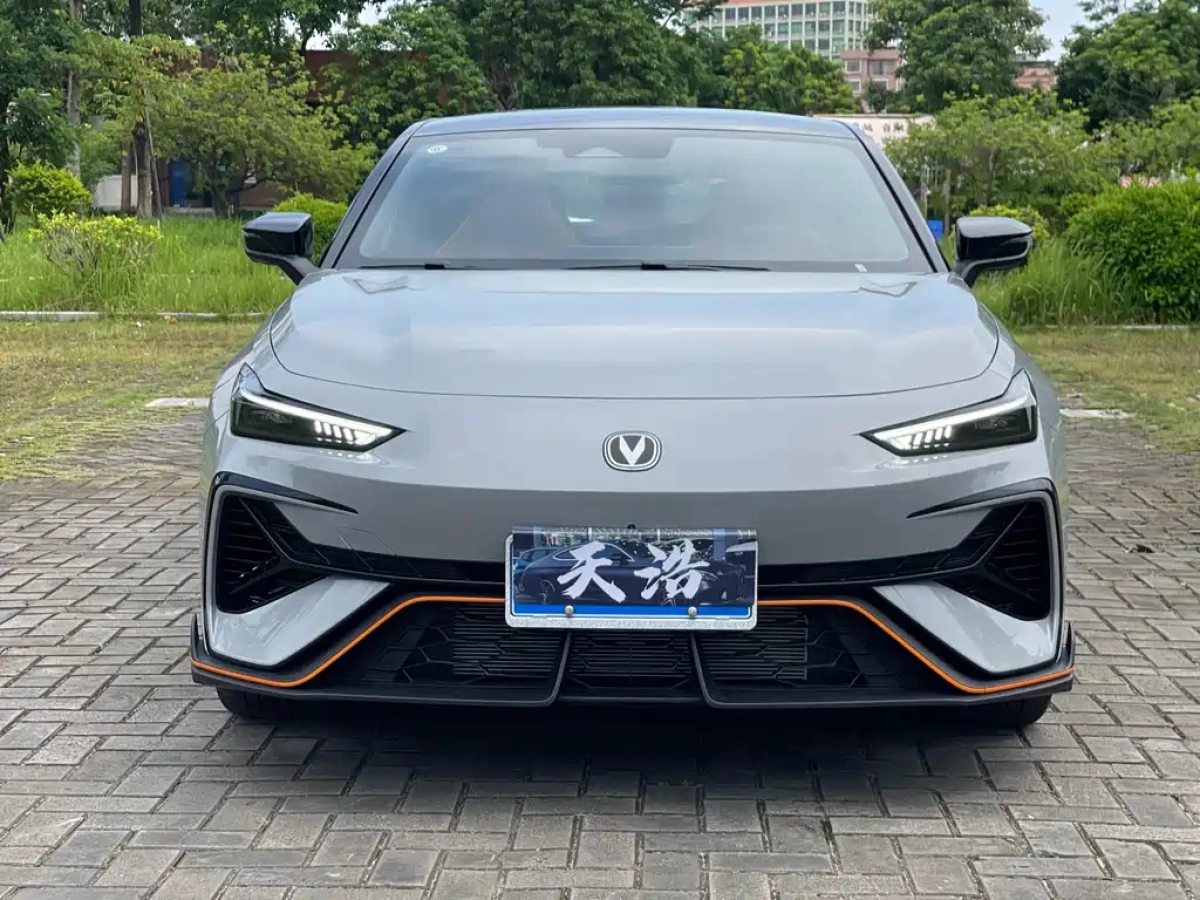 CHANGAN UNI-V