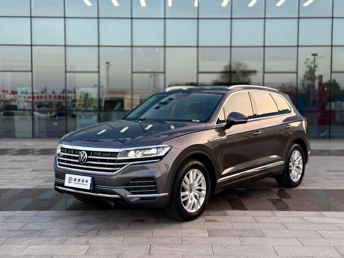 VOLKSWAGEN TOUAREG  2021