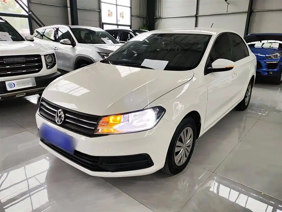 VOLKSWAGEN SANTANA  2022