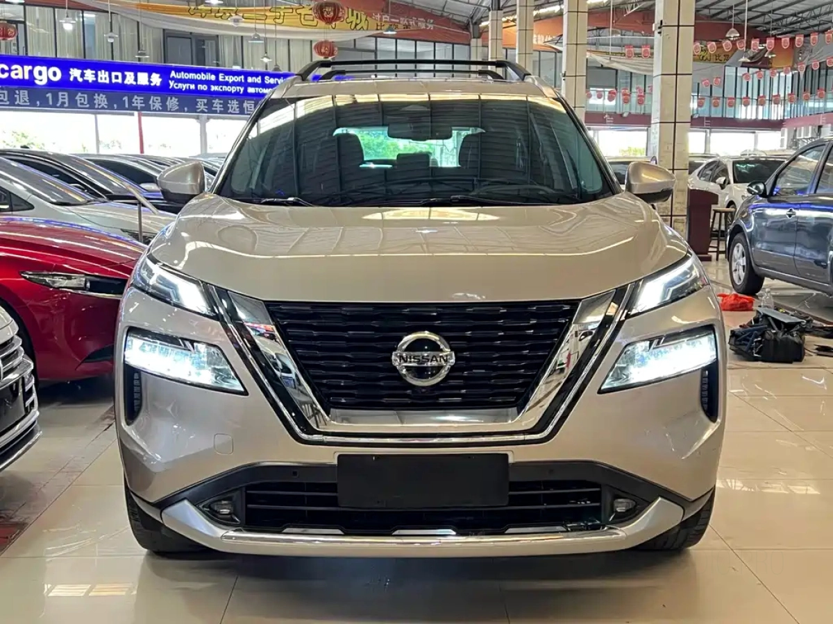NISSAN X-TRAIL
