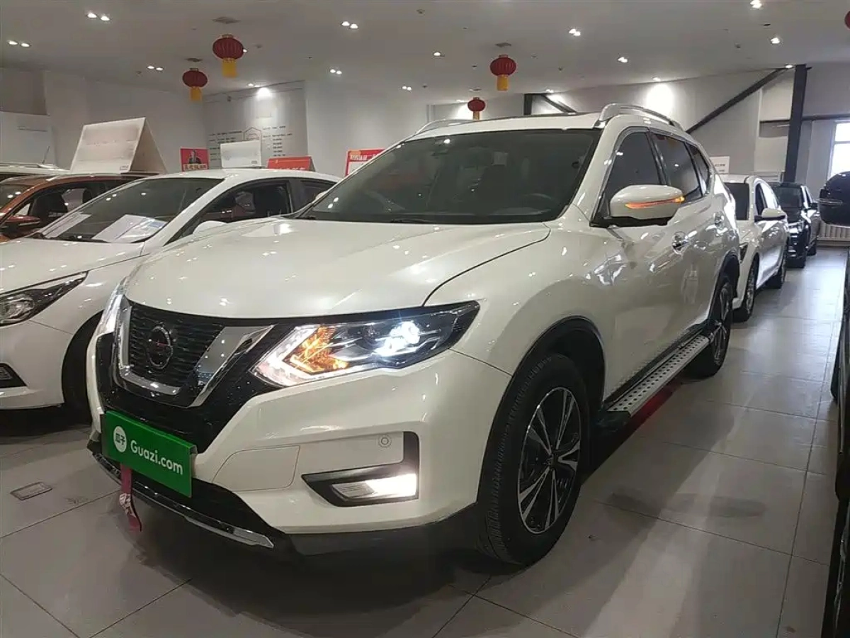 NISSAN X-TRAIL