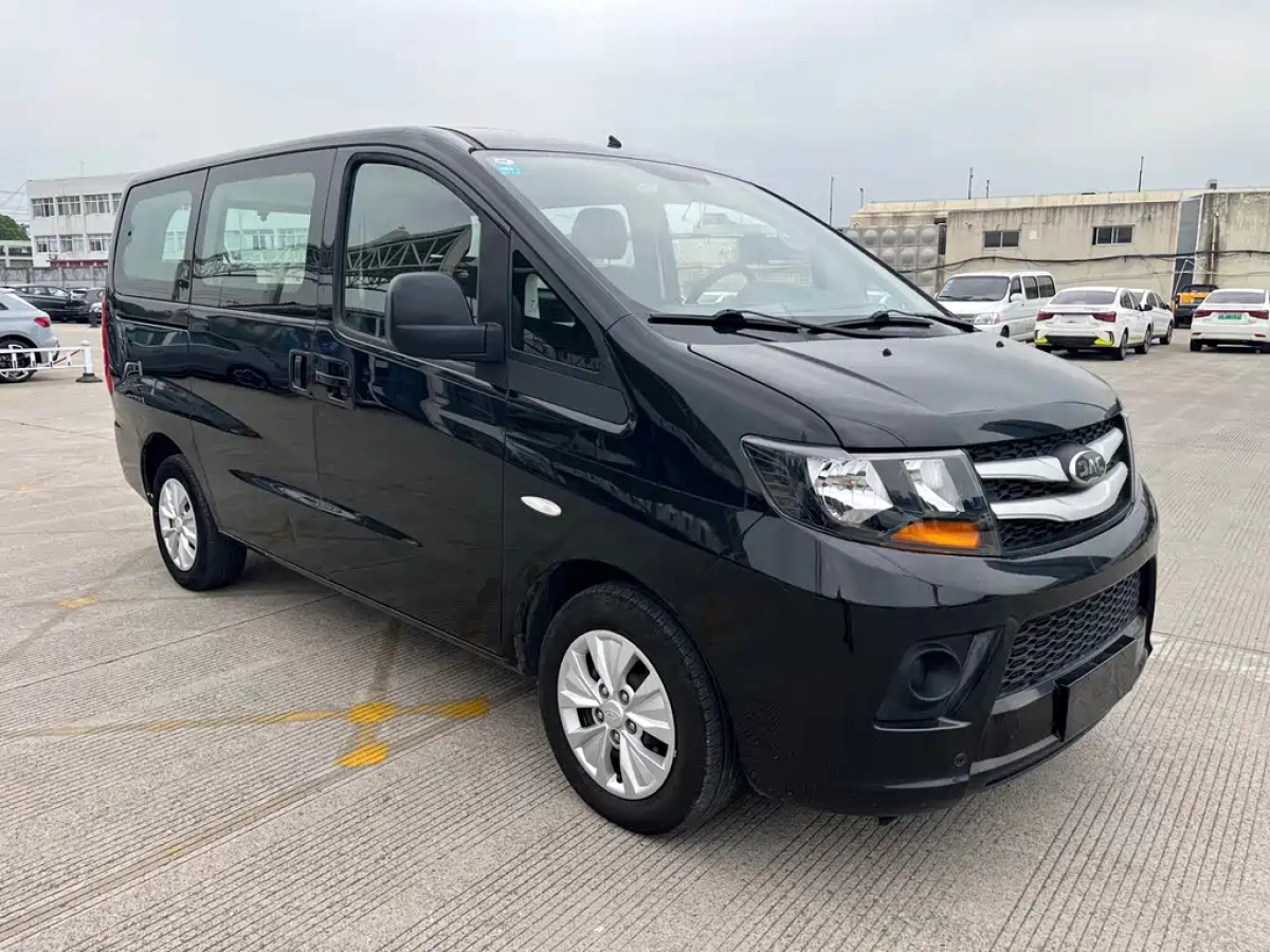 JAC REFINE REFINE M3