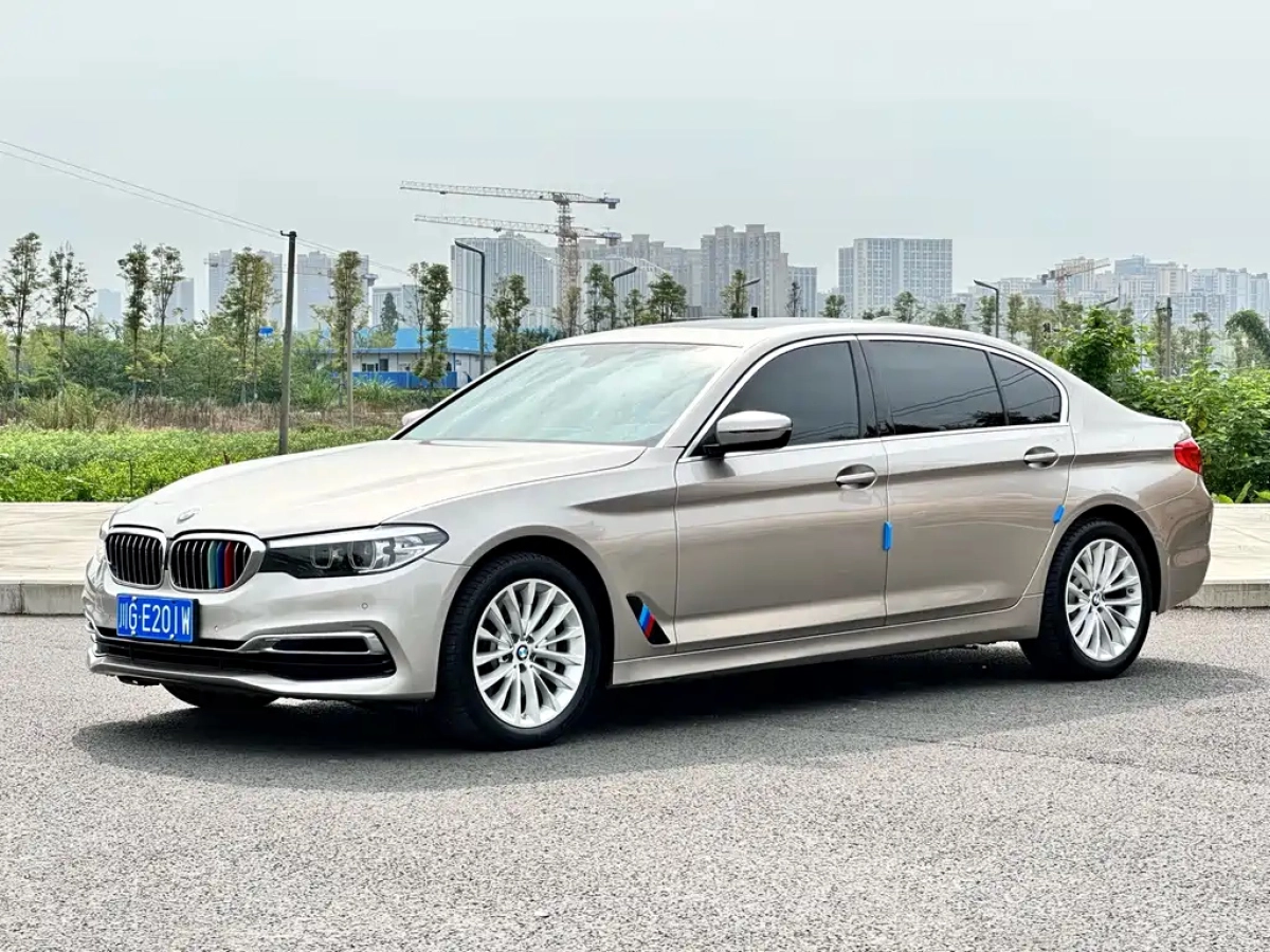 BMW 5-SERIES  2019