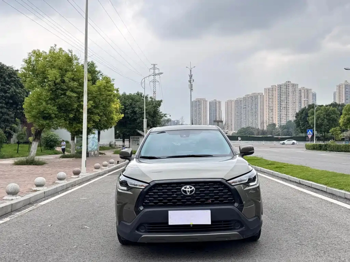 TOYOTA COROLLA CROSS