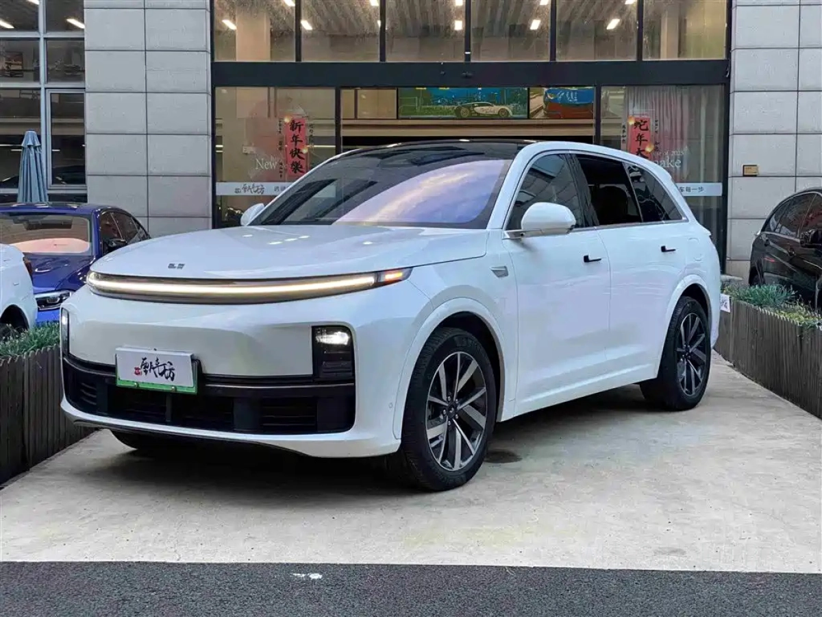 LI AUTO L7  2023