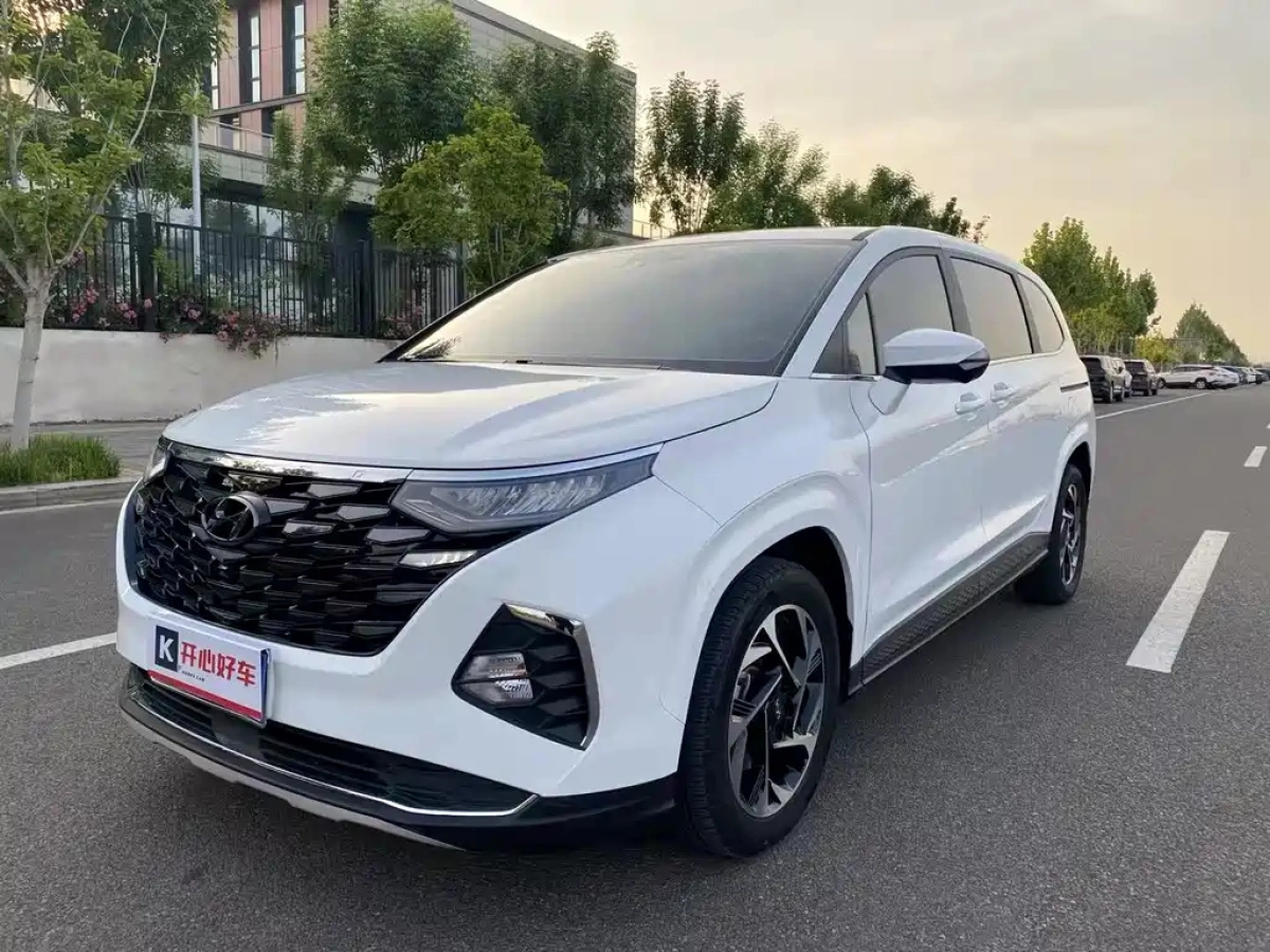 HYUNDAI CUSTO  2022