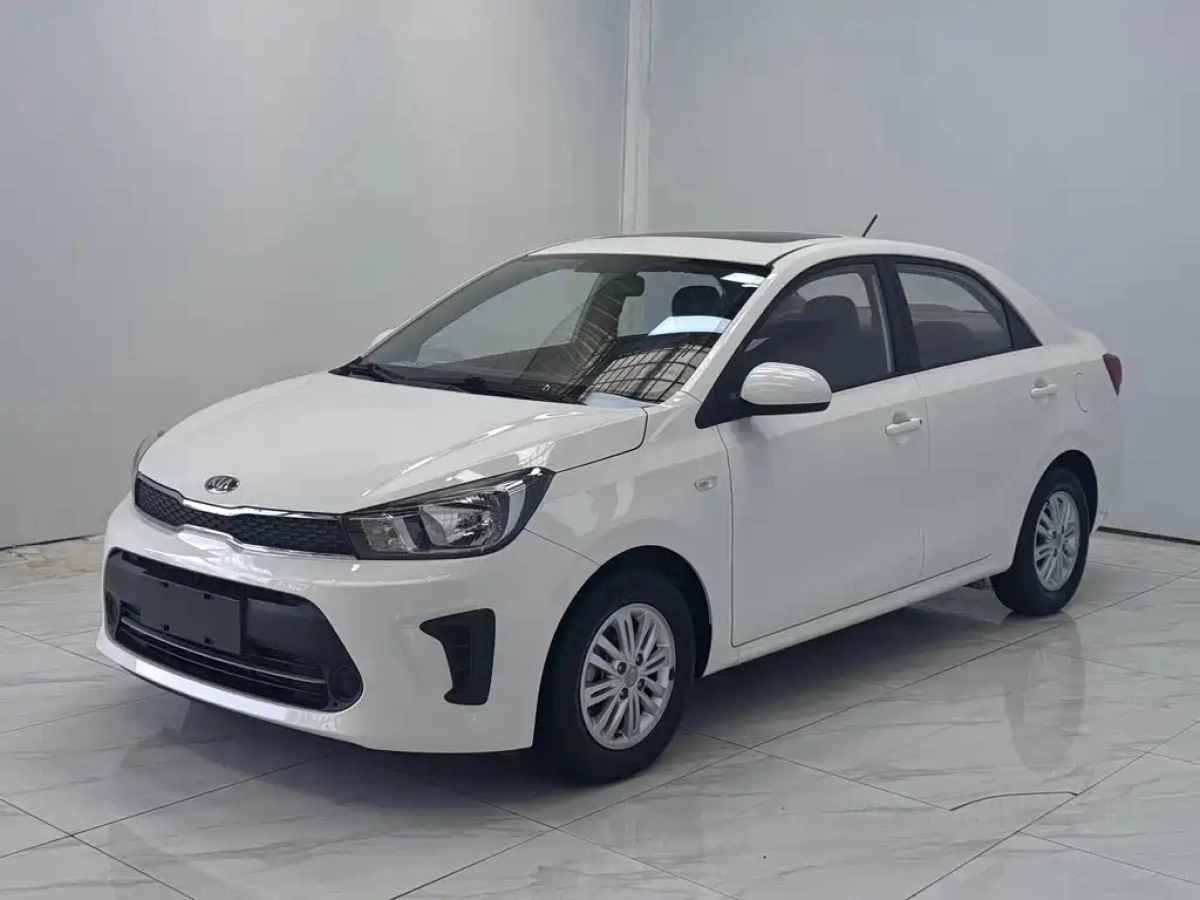 KIA REINA  2021