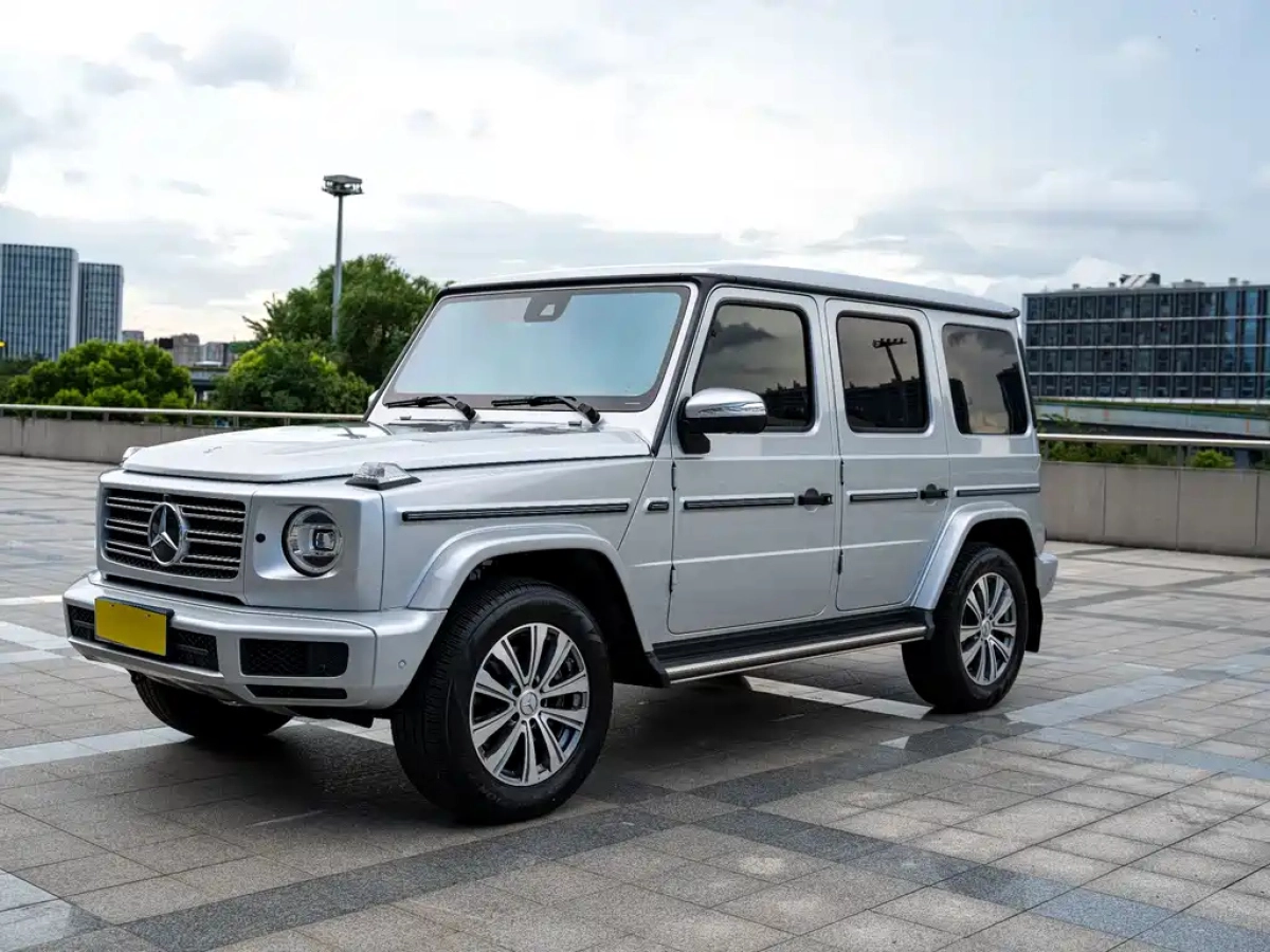 MERCEDES BENZ G-CLASS  2024