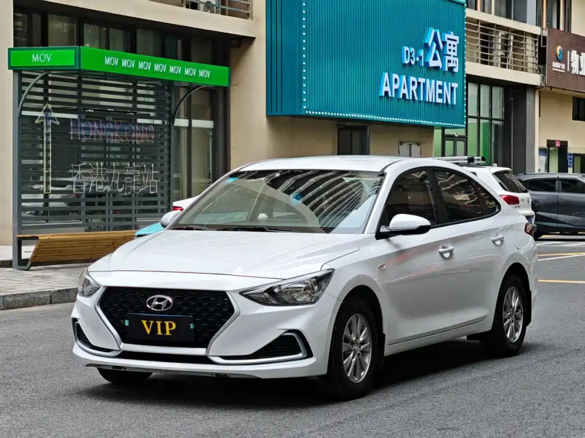 HYUNDAI CELESTA  2021