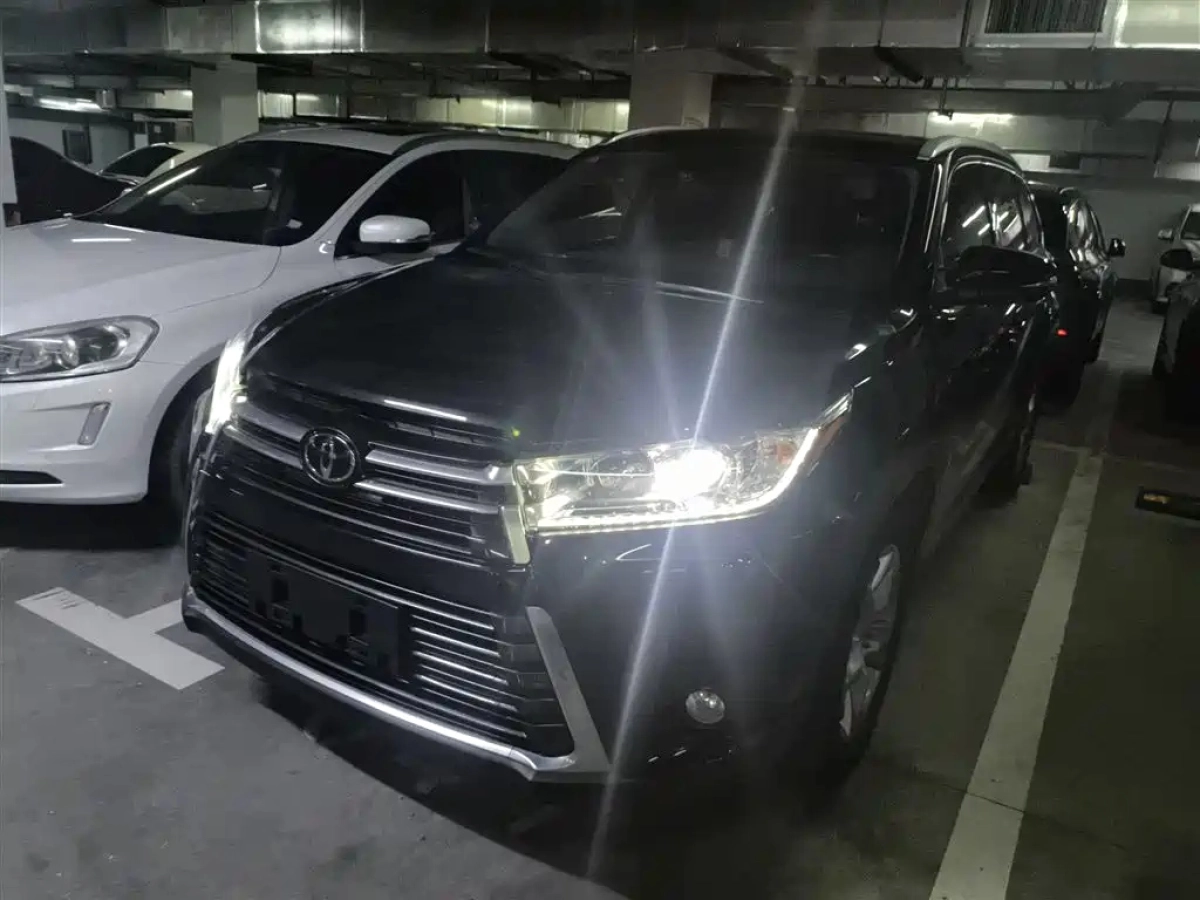 TOYOTA HIGHLANDER  2022