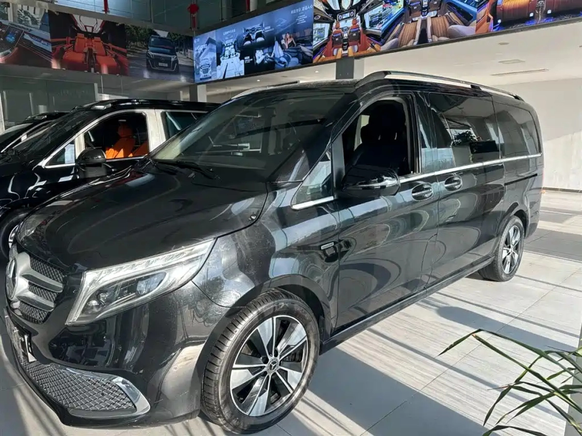 MERCEDES BENZ V-CLASS  2021