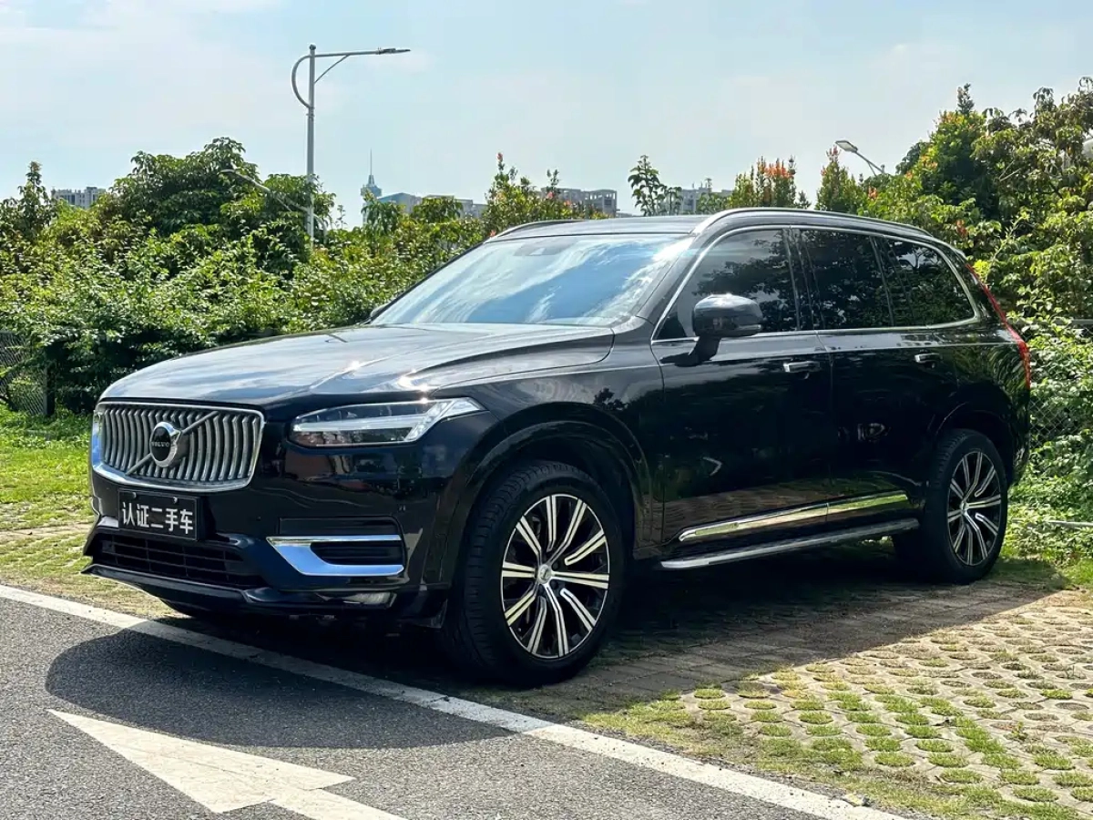 VOLVO XC90  2020