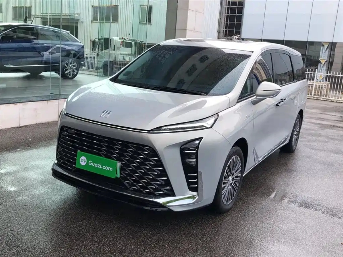 BUICK GL8 NEW ENERGY  2024