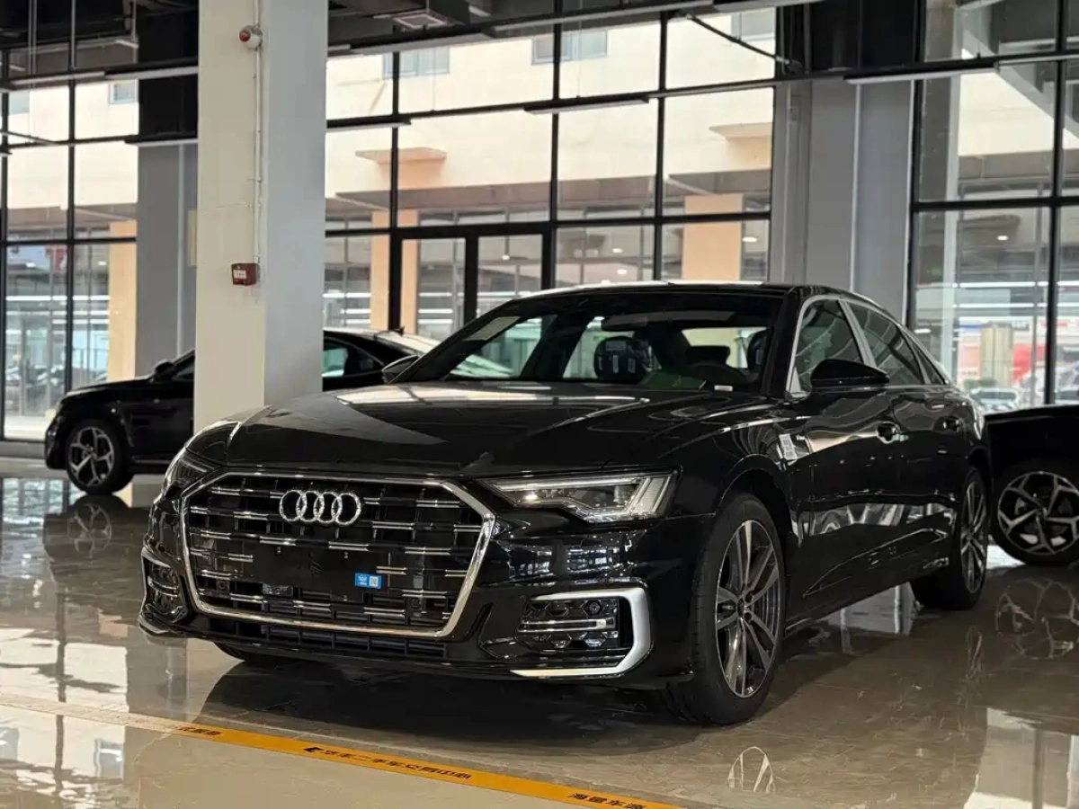 AUDI A6L  2025