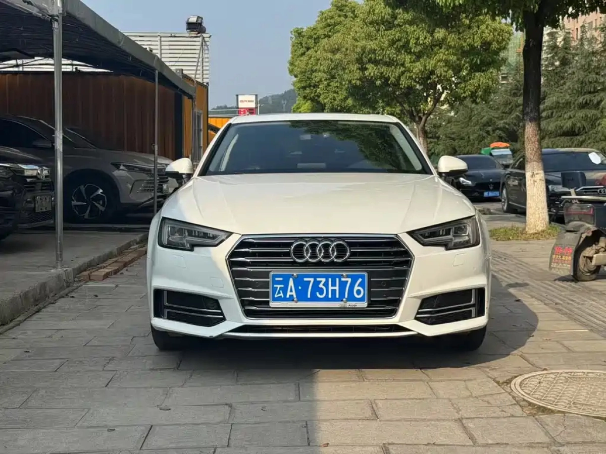 AUDI A4L
