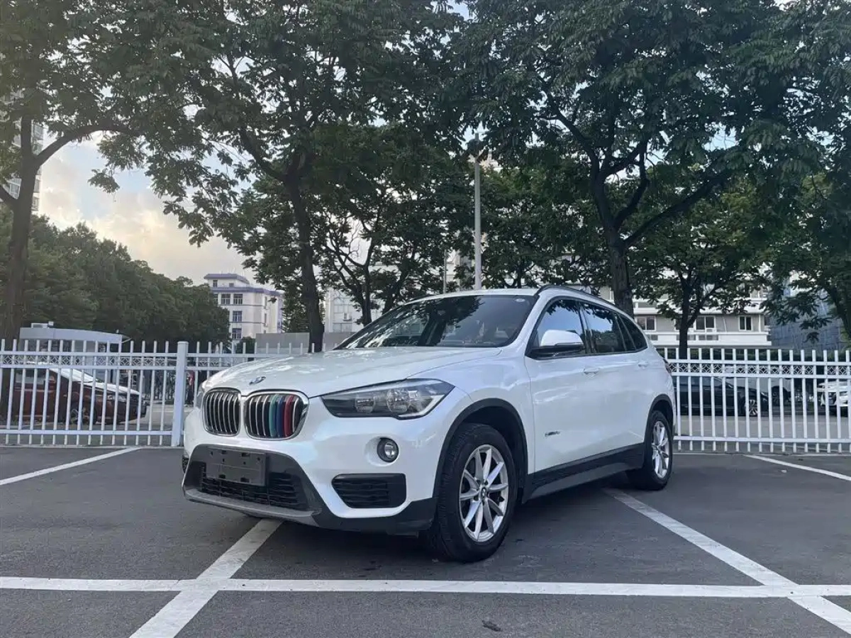 BMW X1  2018