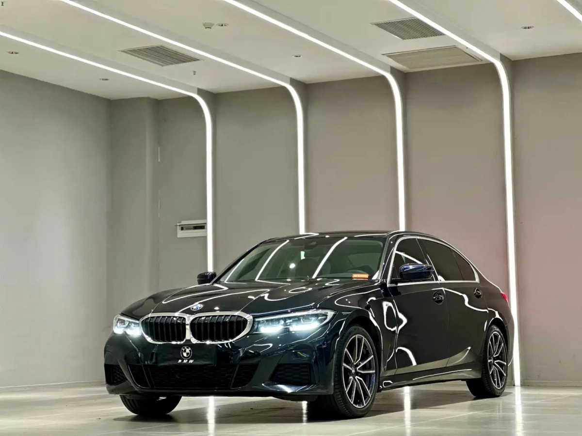 BMW 3-SERIES  2021