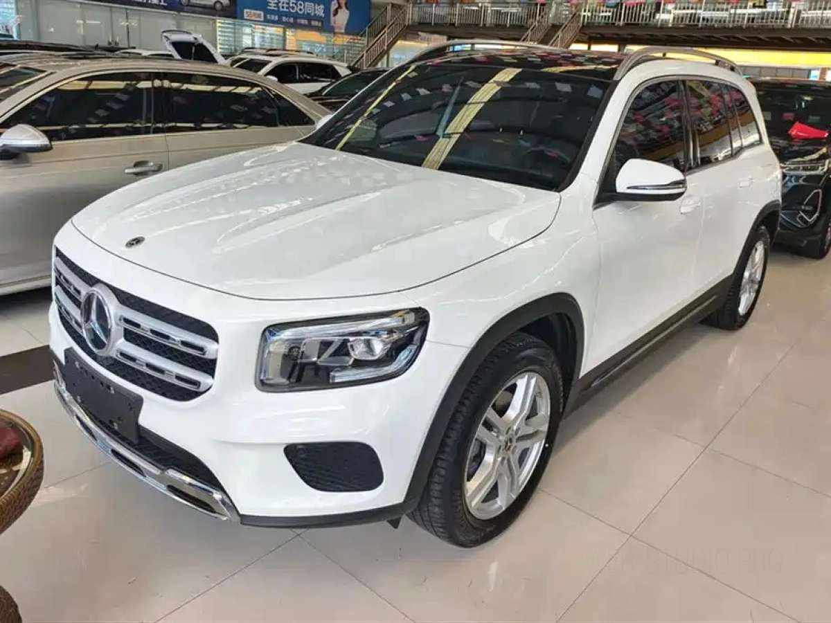 MERCEDES BENZ GLB  2022