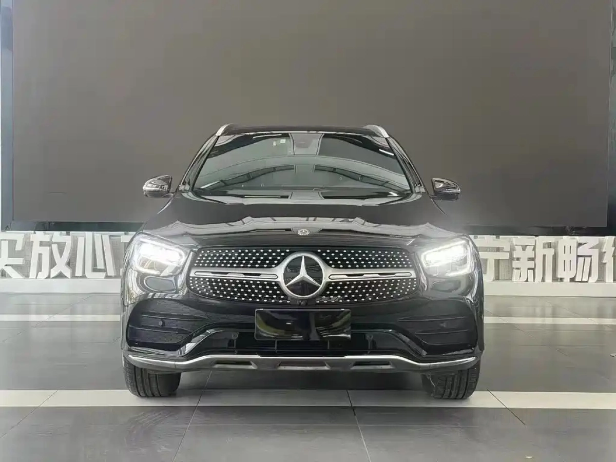 MERCEDES BENZ GLC