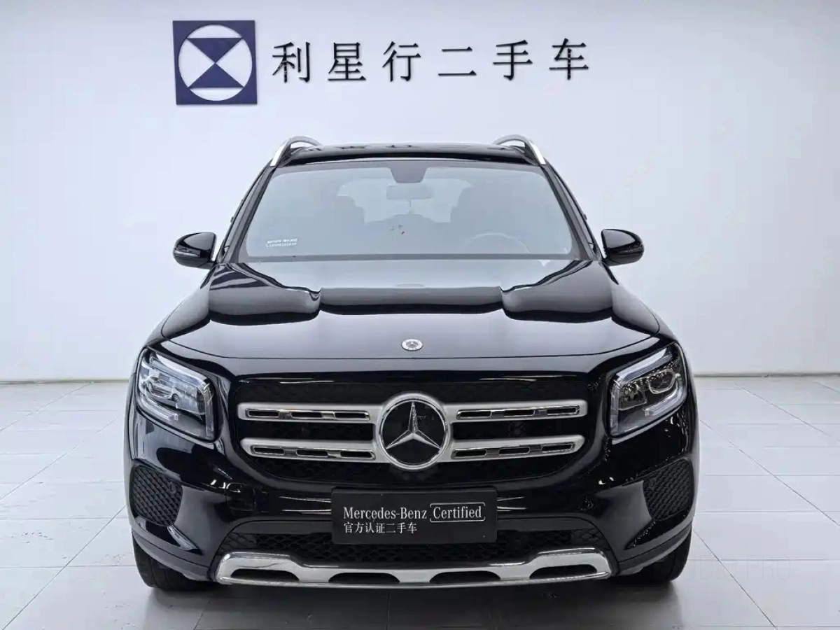 MERCEDES BENZ GLB