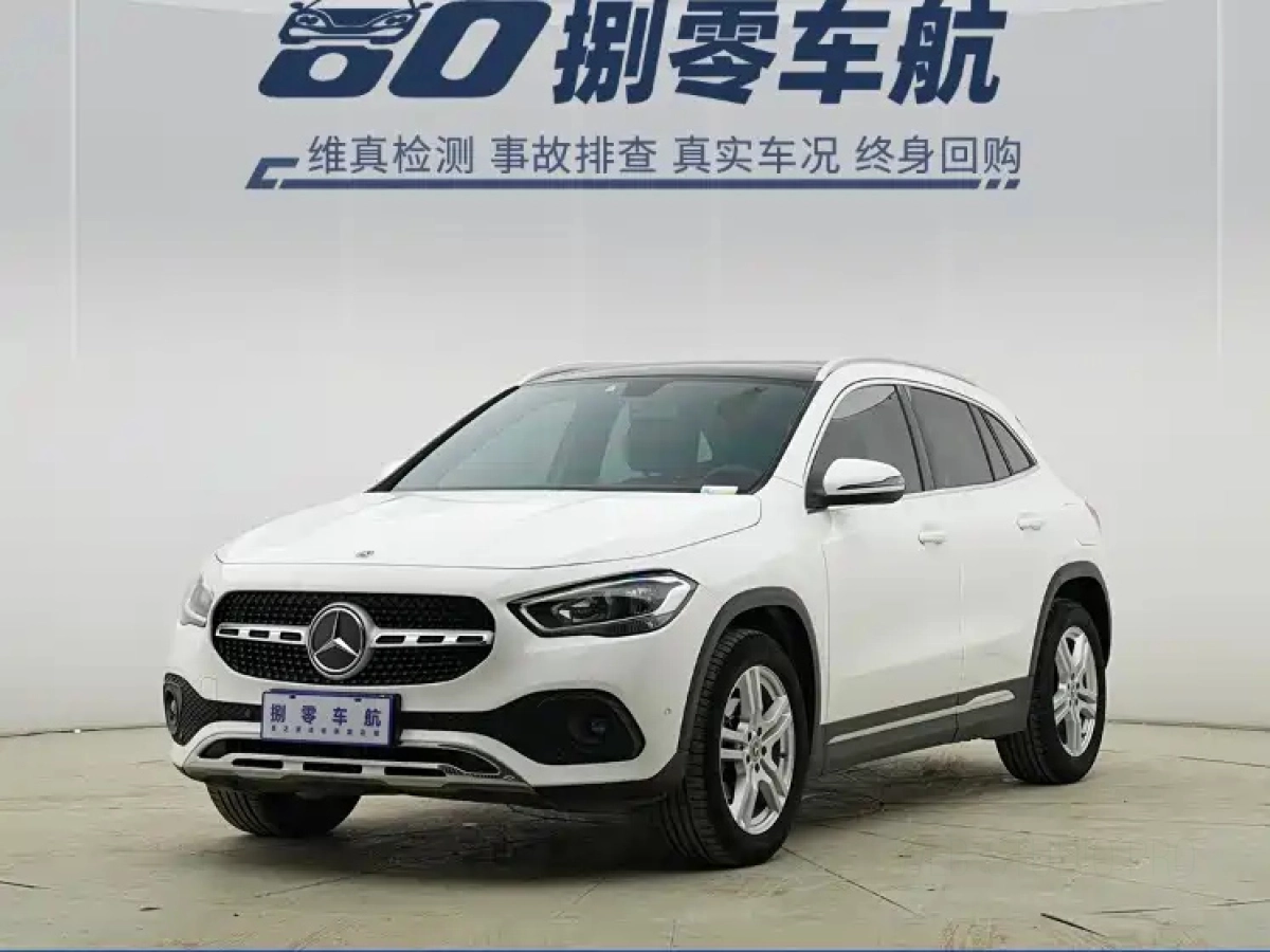 MERCEDES BENZ GLA  2021