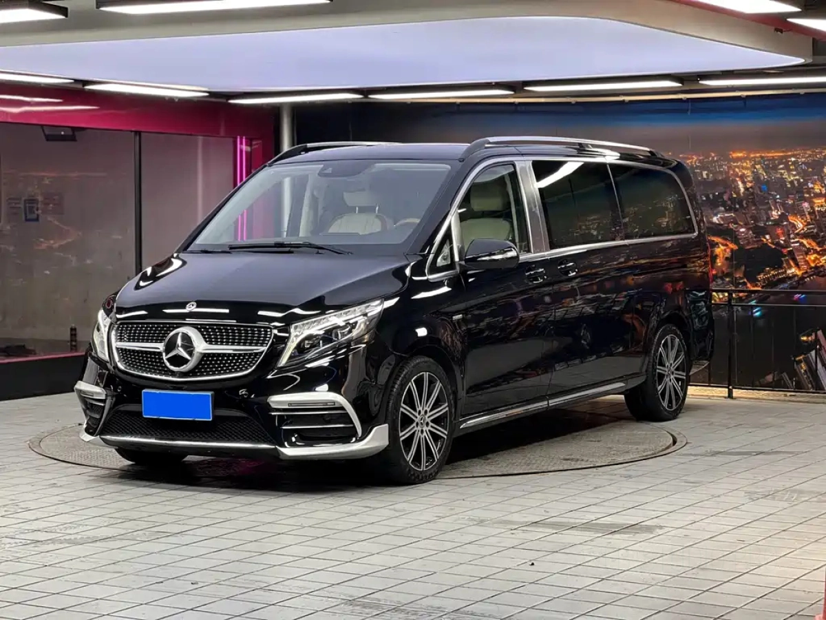 MERCEDES BENZ V-CLASS  2023