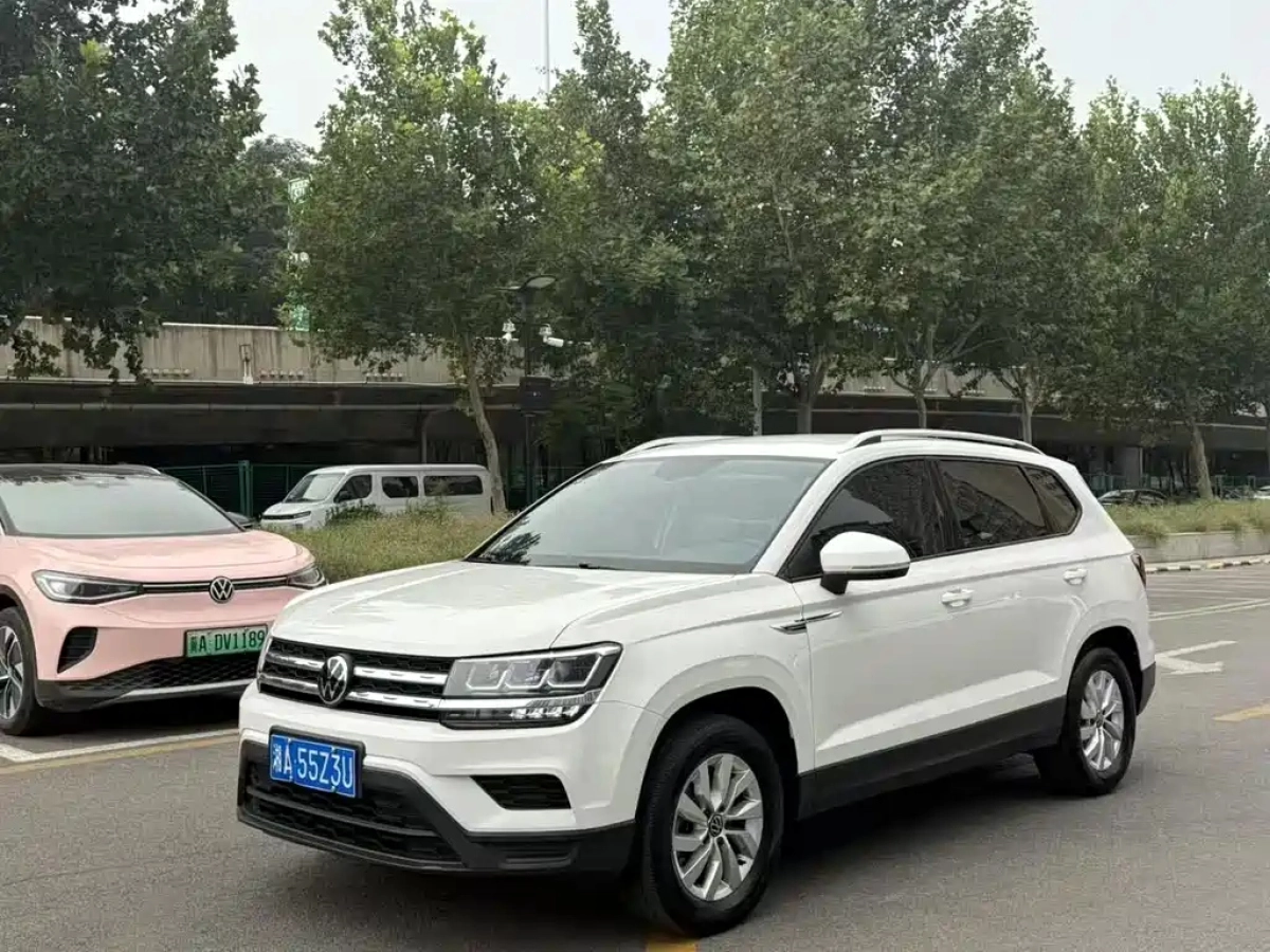 VOLKSWAGEN THARU  2023