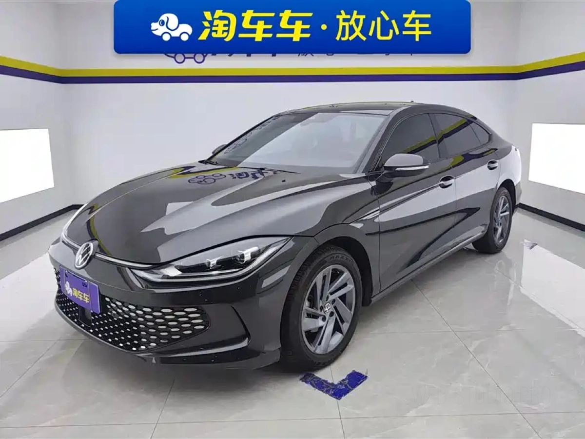VOLKSWAGEN LAMANDO  2024