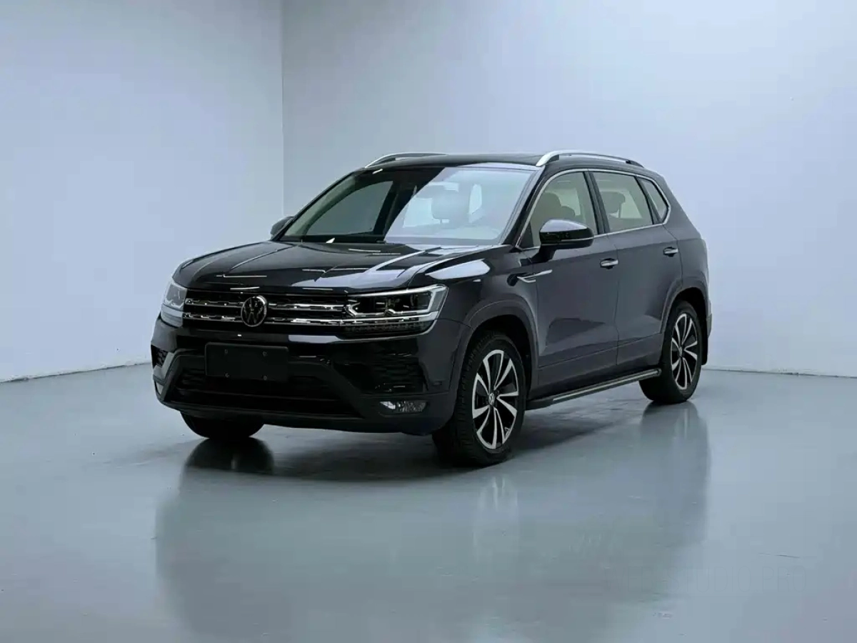 VOLKSWAGEN THARU  2021
