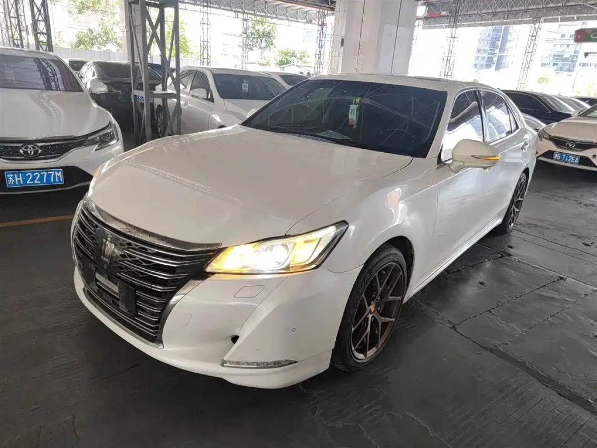 TOYOTA CROWN  2018