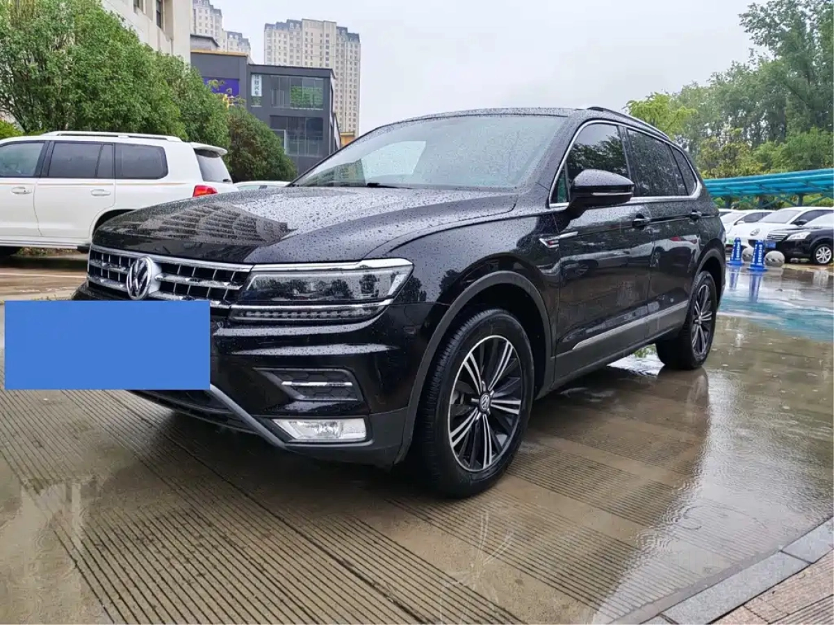 VOLKSWAGEN TIGUAN L  2018