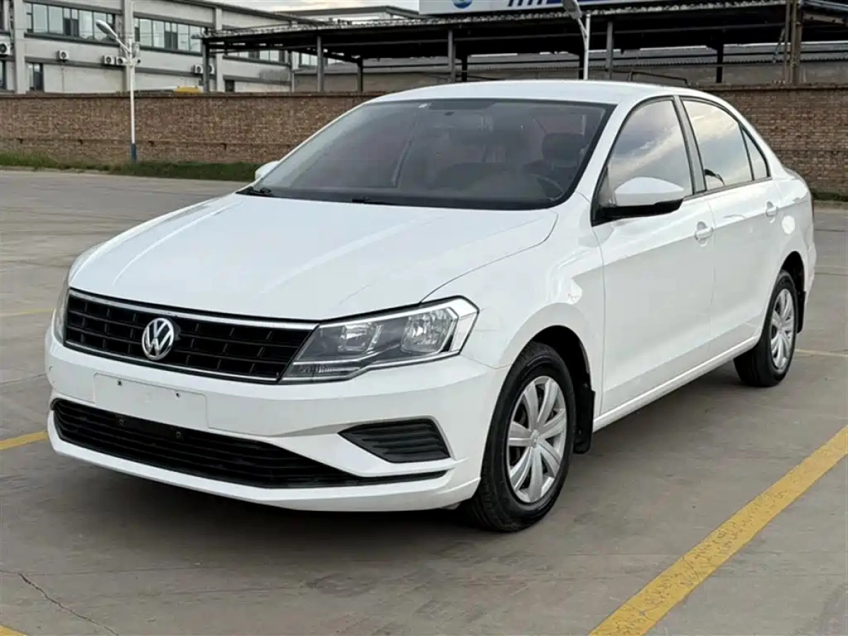 VOLKSWAGEN JETTA  2018
