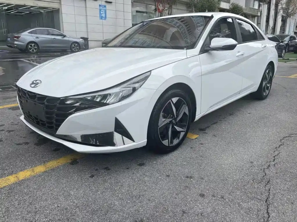 HYUNDAI ELANTRA  2020