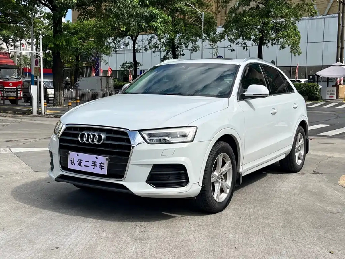 AUDI Q3  2019