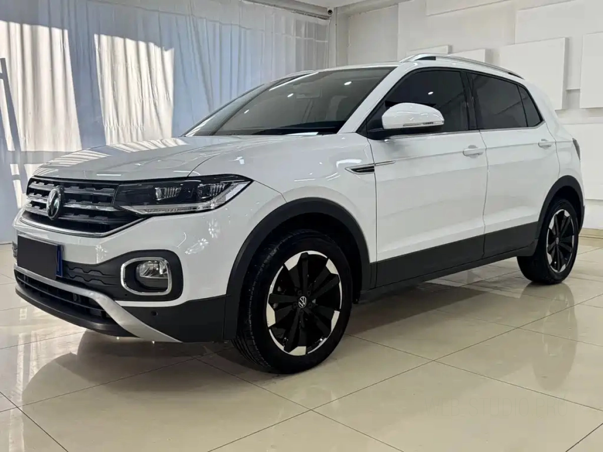 VOLKSWAGEN TACOUA  2022