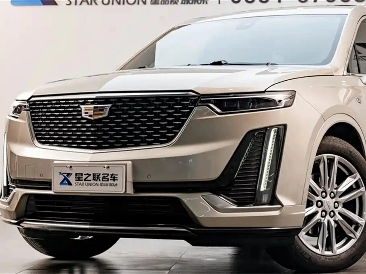 CADILLAC XT6