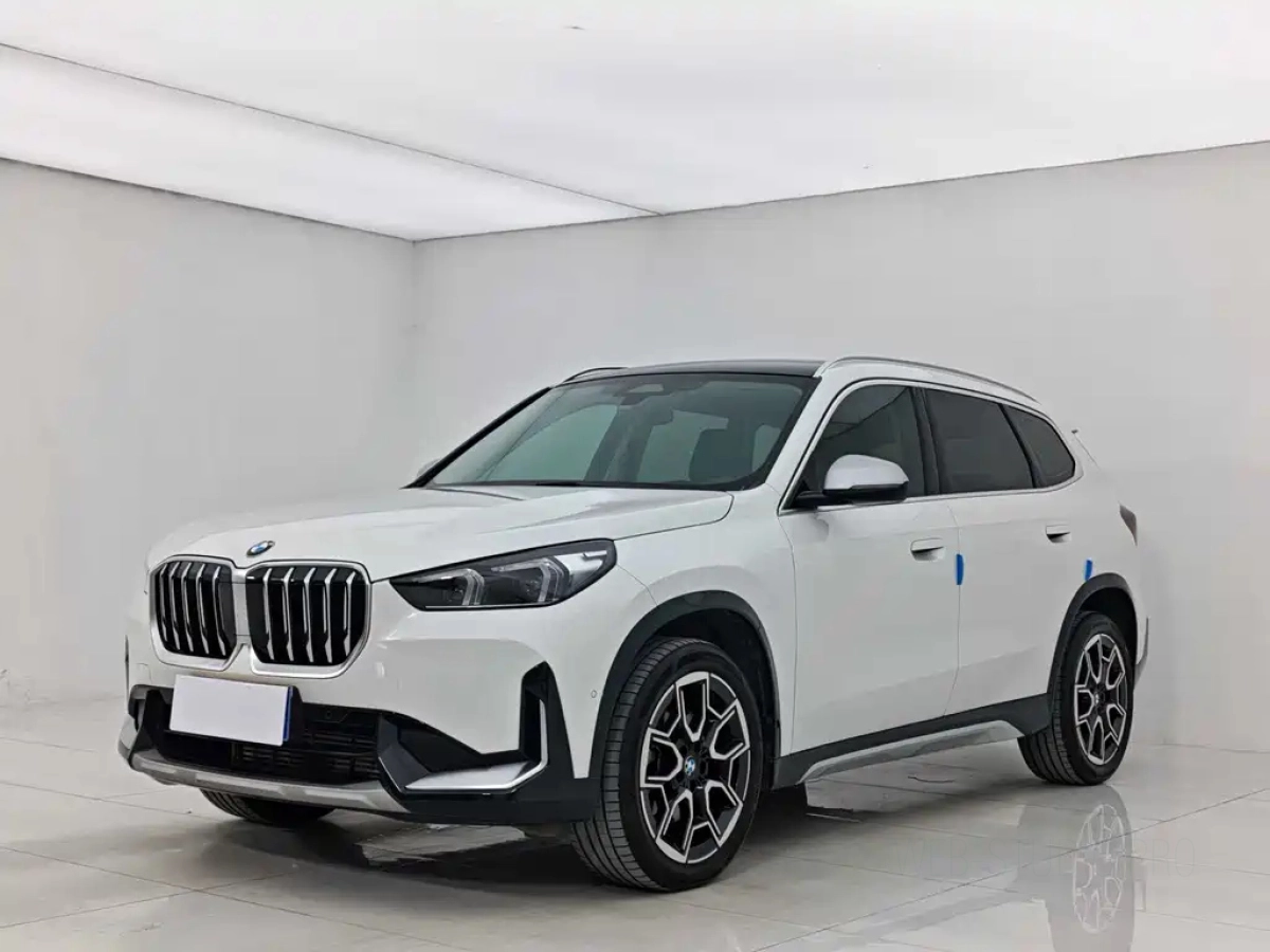 BMW X1  2024