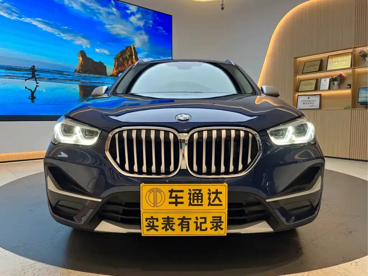 BMW X1  2022