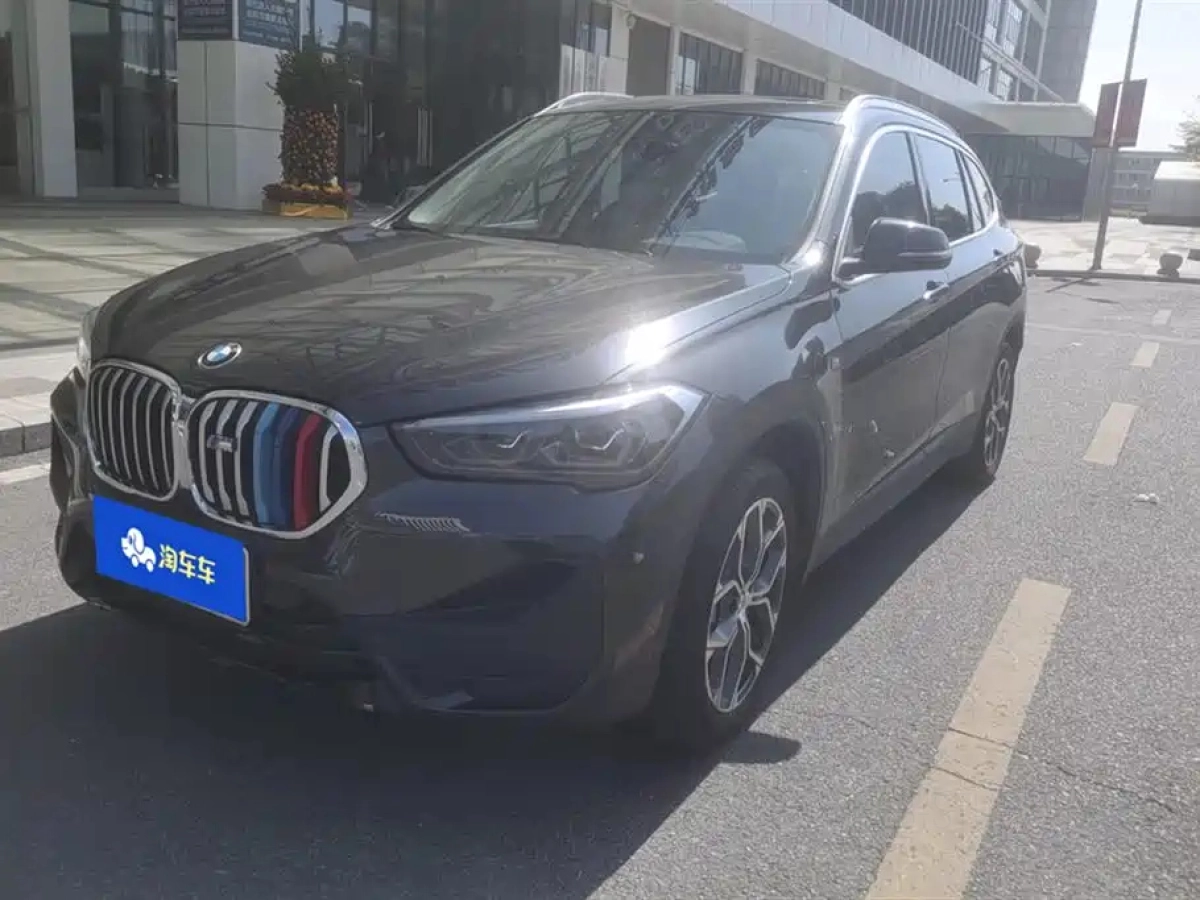 BMW X1  2022