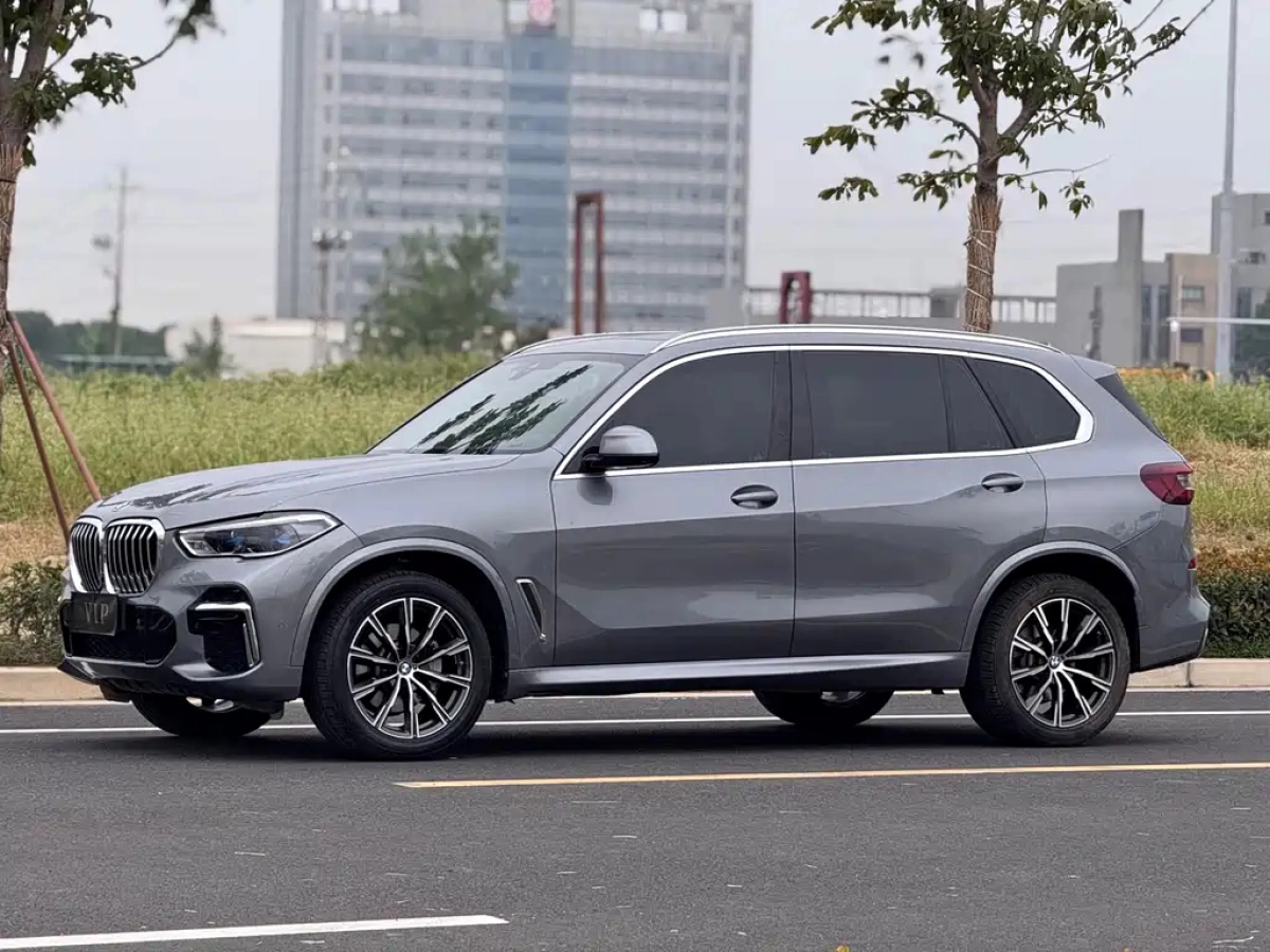 BMW X5  2022