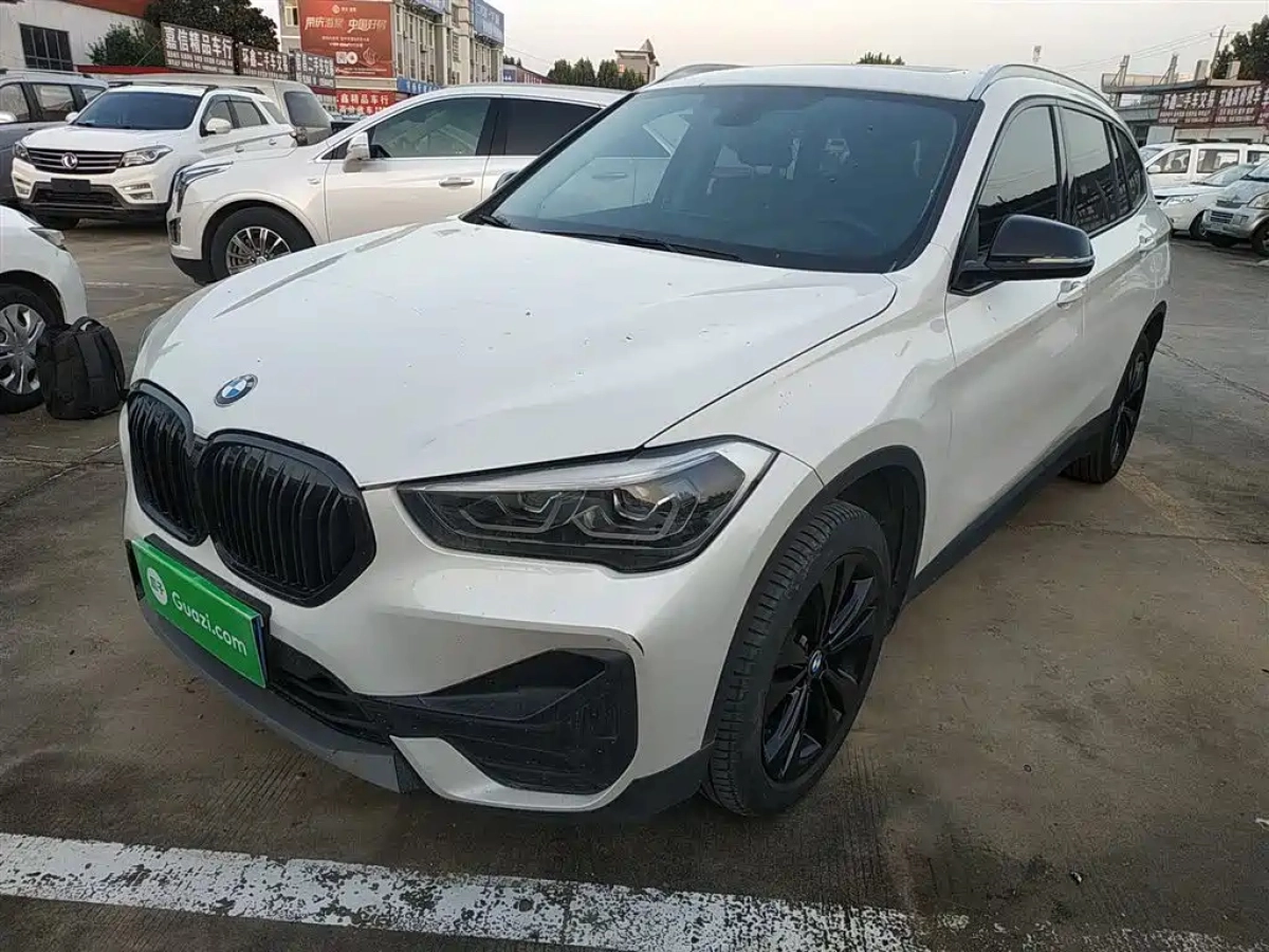 BMW X1  2021