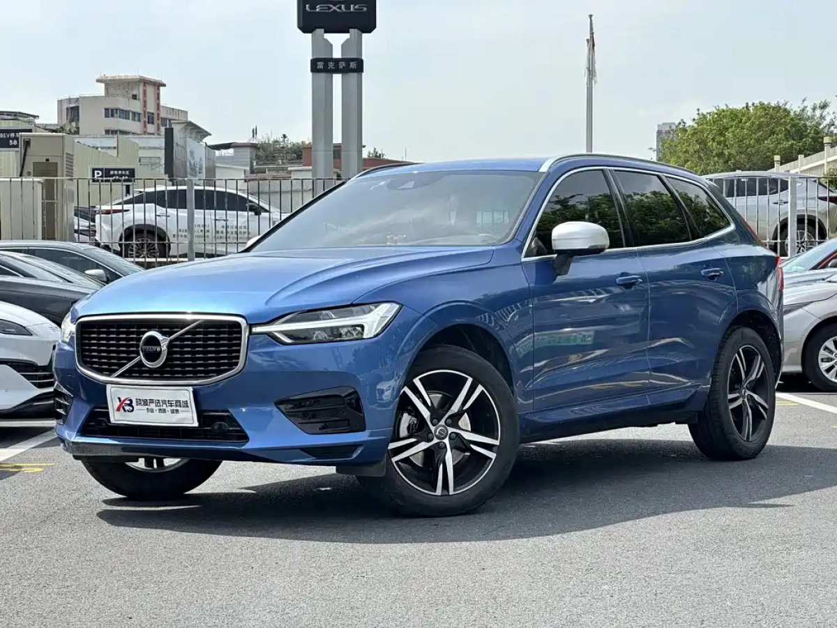 VOLVO XC60  2018