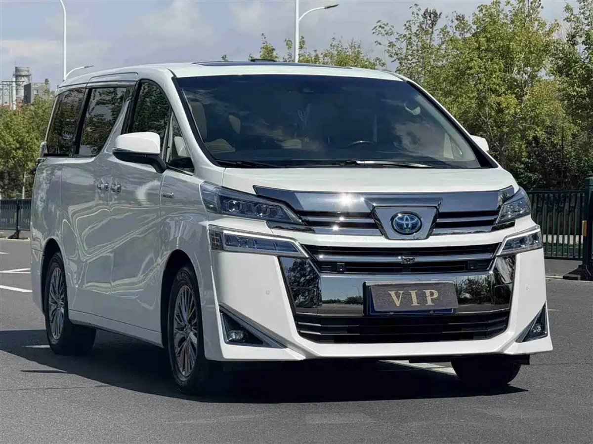 TOYOTA VELLFIRE
