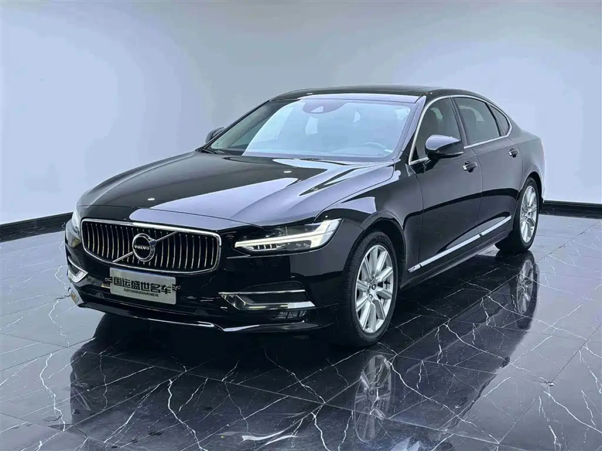 VOLVO S90  2019