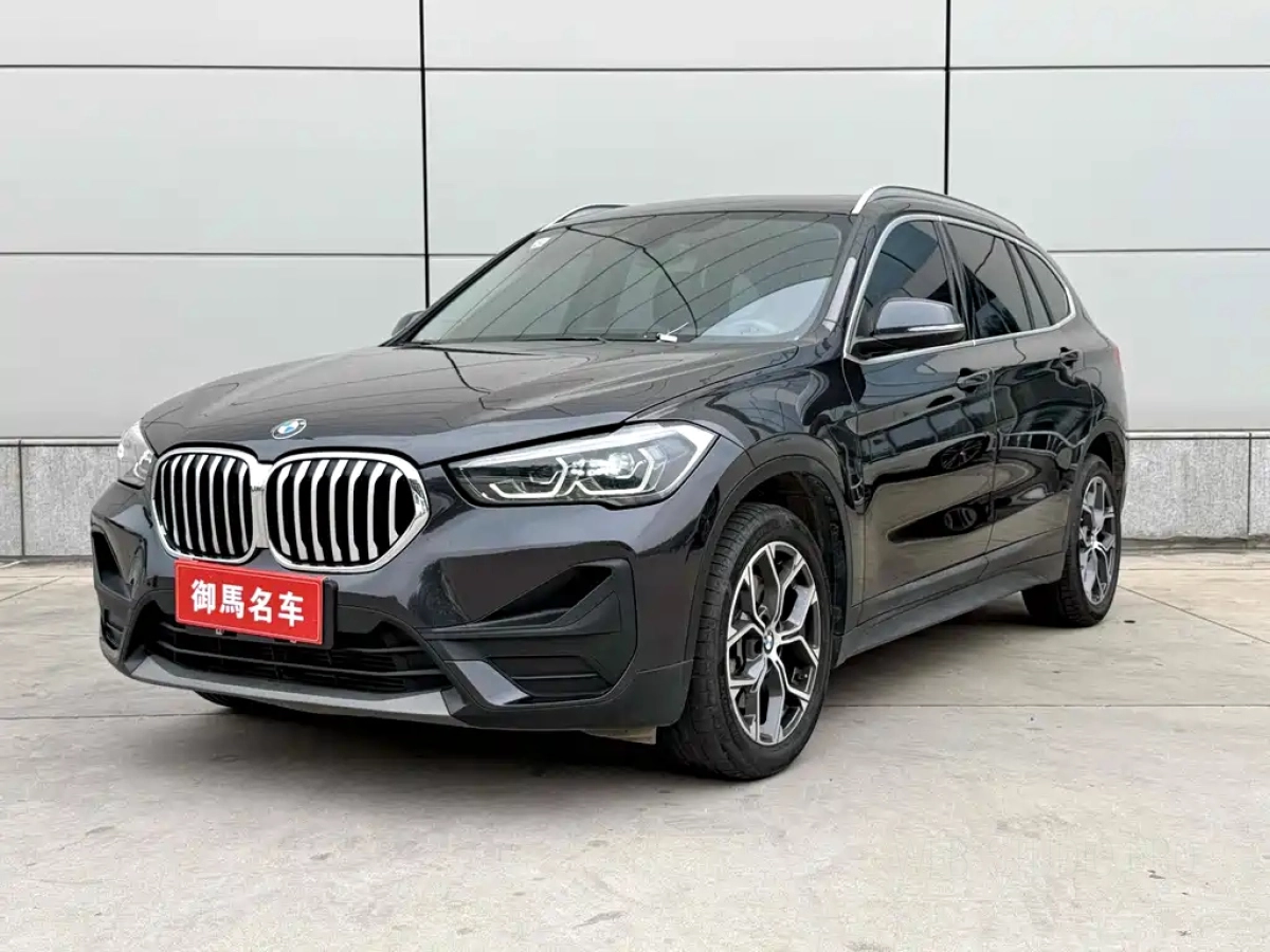 BMW X1  2021