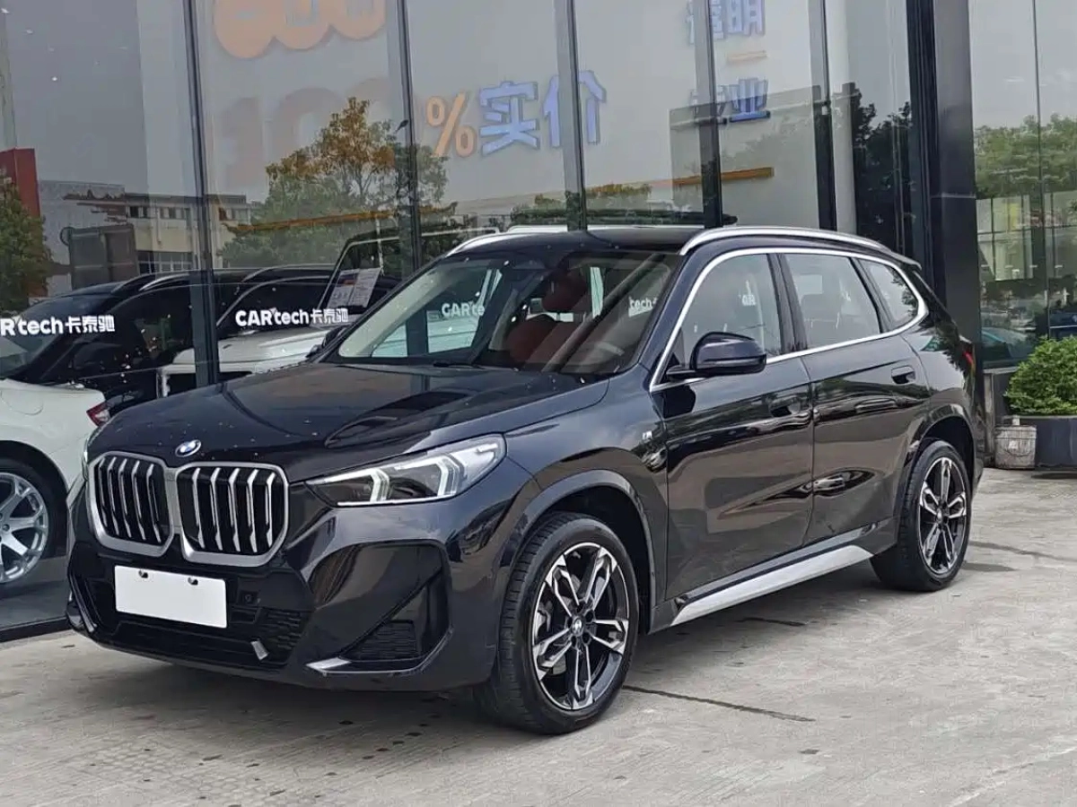 BMW X1  2024