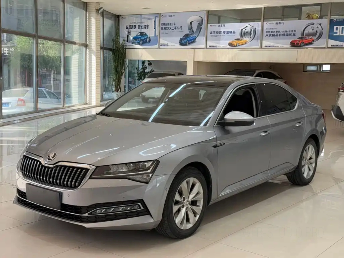 SKODA SUPERB  2022