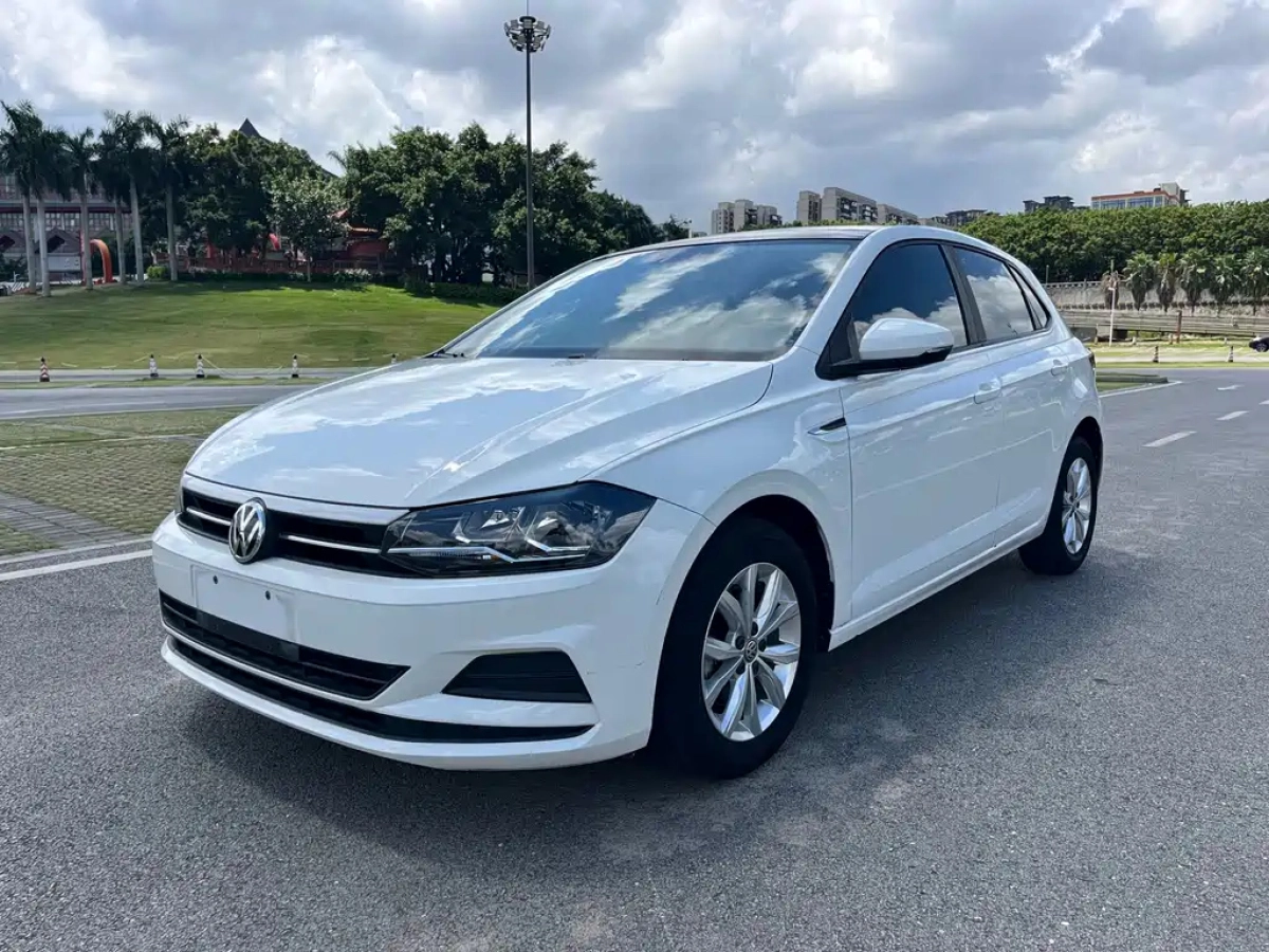 VOLKSWAGEN POLO  2020