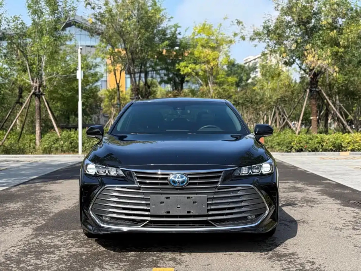 TOYOTA AVALON
